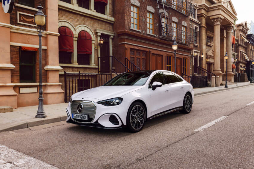 2026 Mercedes-Benz C-Class EV debuts – W520-gen with 800V tech, 330 kW DC, up to 800 km range WLTP 2069554