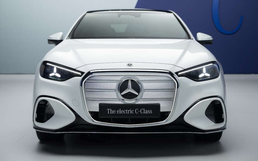 2026 Mercedes-Benz C-Class EV debuts – W520-gen with 800V tech, 330 kW DC, up to 800 km range WLTP 2069567
