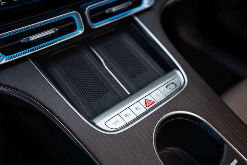 2026 Mercedes-Benz C-Class EV debuts – W520-gen with 800V tech, 330 kW DC, up to 800 km range WLTP 2069579