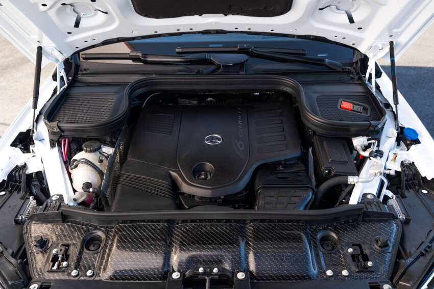 2026 Mercedes-Benz GLE, GLS facelifts – full-width Superscreen, 4.0L flat-plane V8; 585 PS AMG PHEV 2059845