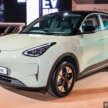 Proton eMas 5 gets new Jade Green colour – available on Prime and Premium with dark interior, same price