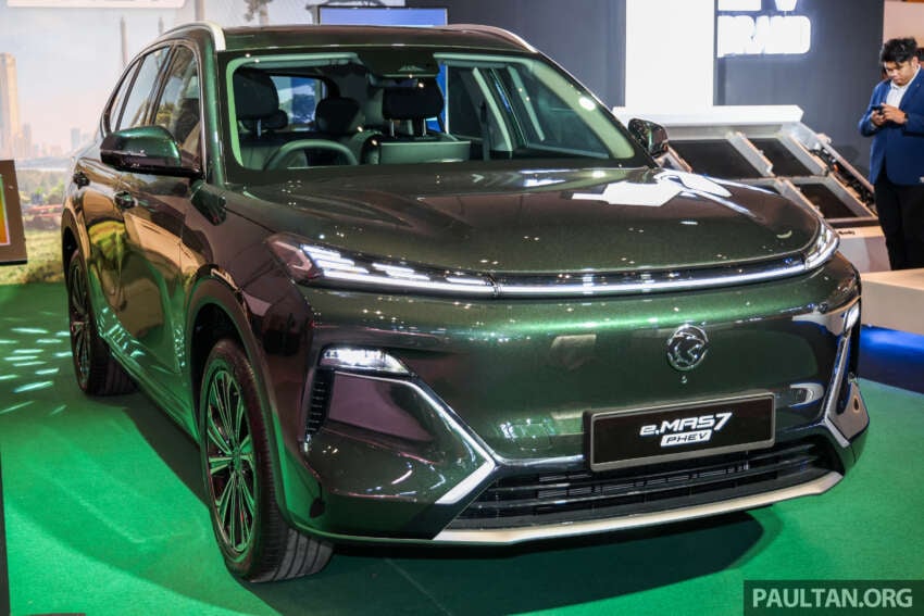 Proton eMas 7 PHEV in Emerald Green in Penang 2074628