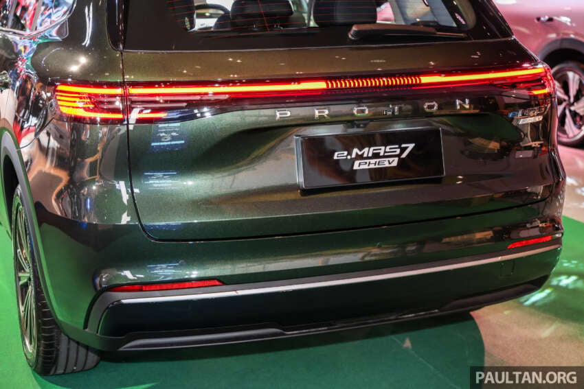 Proton eMas 7 PHEV in Emerald Green in Penang 2074635