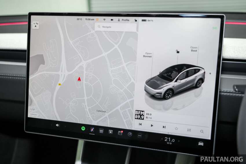 Tesla Model Y L dilancar di Malaysia – jarak roda lebih jauh, 6-tempat duduk, anggaran RM260k; Q2 2026 2059581