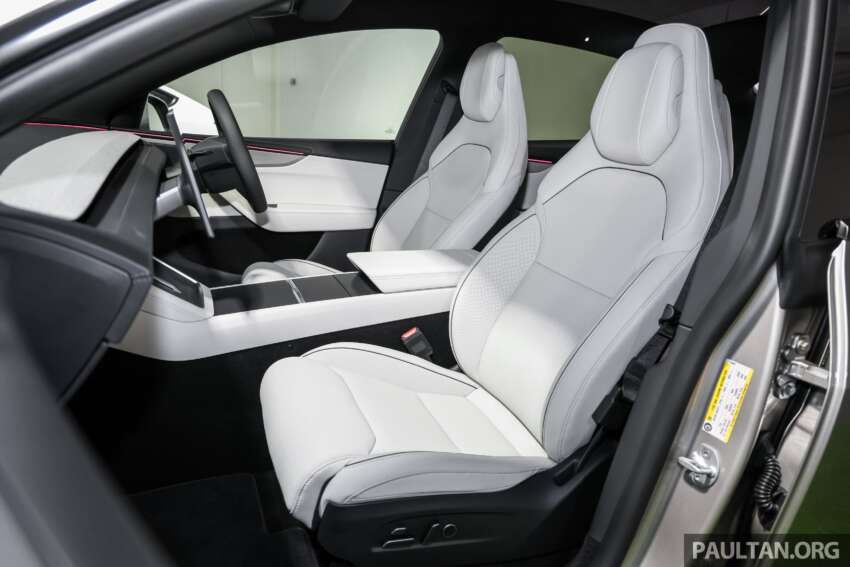 Tesla Model Y L dilancar di Malaysia – jarak roda lebih jauh, 6-tempat duduk, anggaran RM260k; Q2 2026 2059551