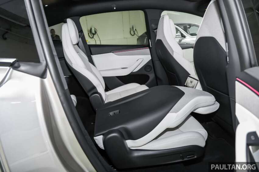 Tesla Model Y L dilancar di Malaysia – jarak roda lebih jauh, 6-tempat duduk, anggaran RM260k; Q2 2026 2059546