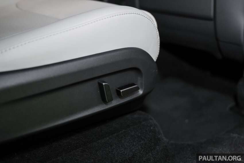 Tesla Model Y L dilancar di Malaysia – jarak roda lebih jauh, 6-tempat duduk, anggaran RM260k; Q2 2026 2059539