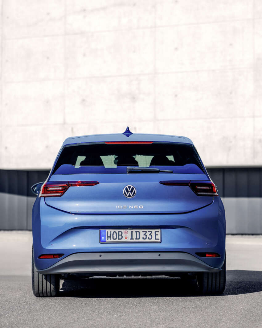 Volkswagen ID.3 Neo debuts – EV hatch gets updated styling, more physical controls; up to 630 km WLTP 2067609