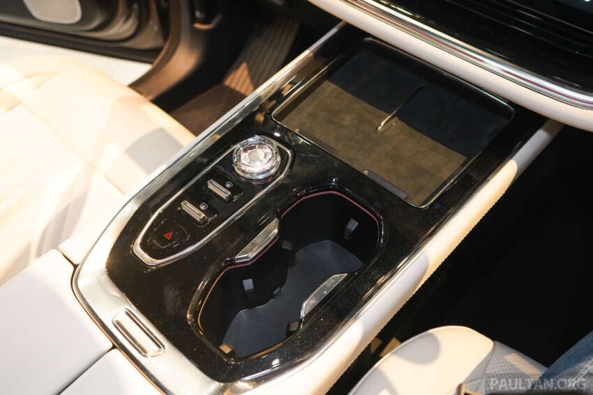 2026 Zeekr 009 facelift debuts in Beijing – new 900V system, swivel seats; up to 925 PS, 740 km CLTC 2071252