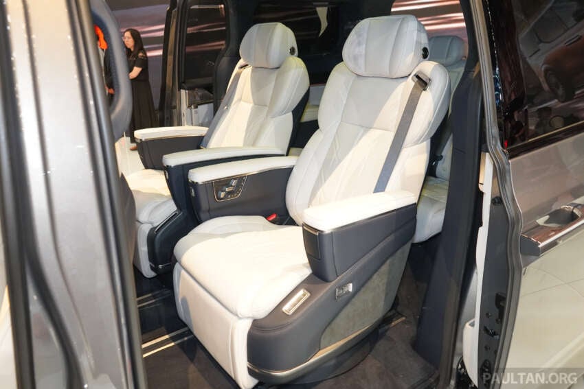 2026 Zeekr 009 facelift debuts in Beijing – new 900V system, swivel seats; up to 925 PS, 740 km CLTC 2071258