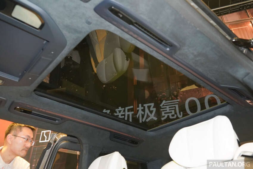 2026 Zeekr 009 facelift debuts in Beijing – new 900V system, swivel seats; up to 925 PS, 740 km CLTC 2071272