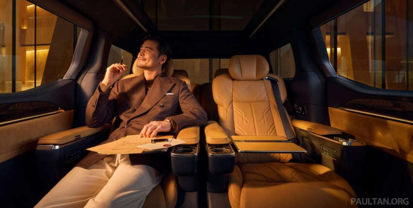 2026 Zeekr 009 facelift debuts in Beijing – new 900V system, swivel seats; up to 925 PS, 740 km CLTC 2071048