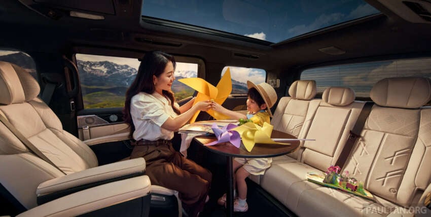 2026 Zeekr 009 facelift debuts in Beijing – new 900V system, swivel seats; up to 925 PS, 740 km CLTC 2071049