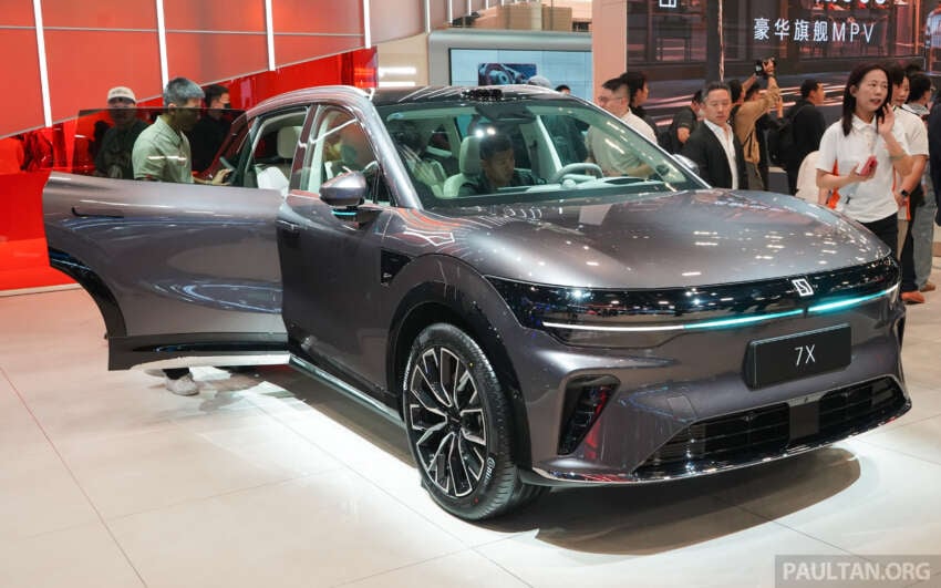 2026 Zeekr 7X facelift on display in Beijing – now 900V system; up to 795 PS, 802 km CLTC; from RM133k 2072106