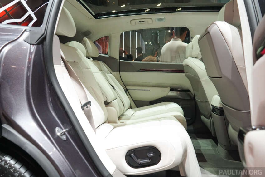 2026 Zeekr 7X facelift on display in Beijing – now 900V system; up to 795 PS, 802 km CLTC; from RM133k 2072134