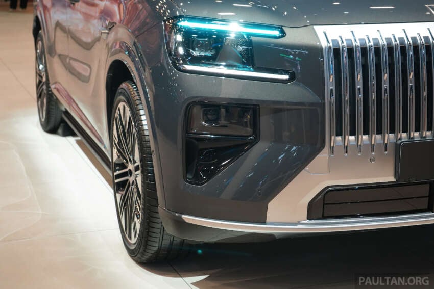 2026 Zeekr 8X on display in Beijing – 2.0T PHEV with up to 1,400 PS, 1,205 km WLTP hybrid; from RM207k 2071464