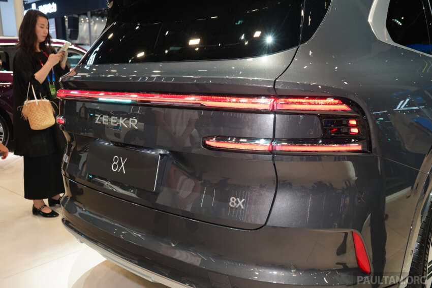 2026 Zeekr 8X on display in Beijing – 2.0T PHEV with up to 1,400 PS, 1,205 km WLTP hybrid; from RM207k 2071472