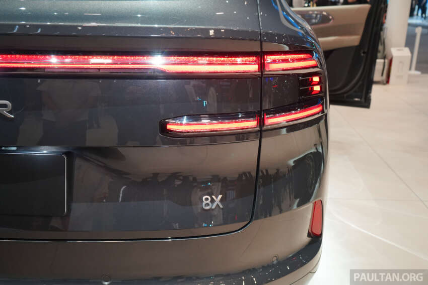 2026 Zeekr 8X on display in Beijing – 2.0T PHEV with up to 1,400 PS, 1,205 km WLTP hybrid; from RM207k 2071473