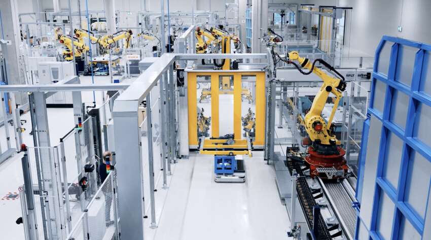 2027 BMW i7 facelift gets Rimac batteries for more range, faster charging – reveal in Beijing April 22 2062956