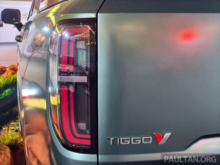 Chery Tiggo V debuts in Beijing – seven-seater SUV that can be reconfigured to a pick-up, in PHEV and ICE 2075226