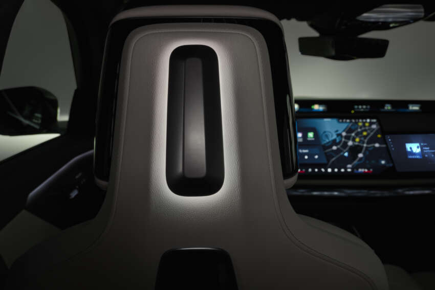 2026 BMW 7 Series facelift – G70 LCI gets Panoramic iDrive, i7 with up to 708 km WLTP range, 250 kW DCFC 2070605