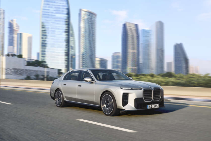 2026 BMW 7 Series facelift – G70 LCI gets Panoramic iDrive, i7 with up to 708 km WLTP range, 250 kW DCFC 2070617