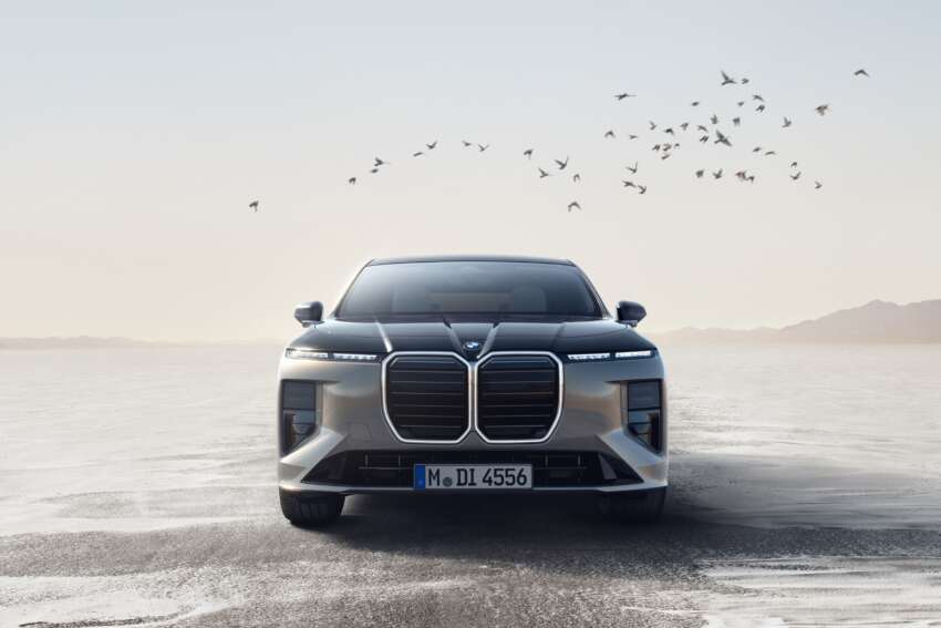 2026 BMW 7 Series facelift – G70 LCI gets Panoramic iDrive, i7 with up to 708 km WLTP range, 250 kW DCFC 2070631