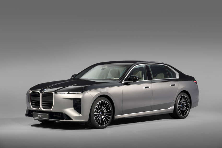 2026 BMW 7 Series facelift – G70 LCI gets Panoramic iDrive, i7 with up to 708 km WLTP range, 250 kW DCFC 2070100