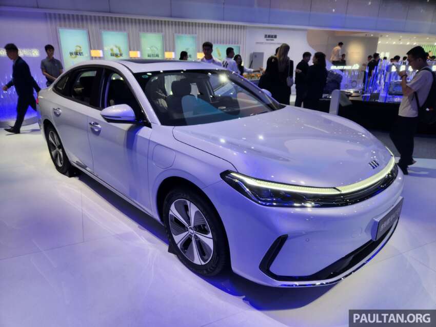 Geely Galaxy A7 in Beijing – PHEV up to 235 km EV range, EV up to 550 km range; want an eMas D-sedan? 2071437