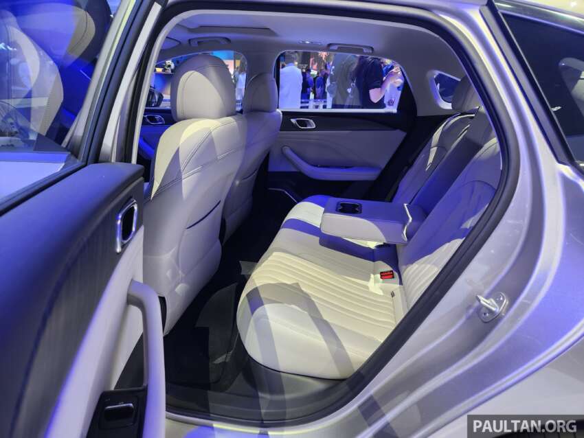 Geely Galaxy Starshine 6 in Beijing – PHEV version of Emgrand; next Proton S70, future Proton eMas sedan? 2071076