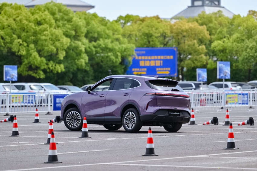 Lepas L4 EV, L6 EV, L6 PHEV revealed in Beijing – would you like to see these NEVs in Malaysia? 2073249
