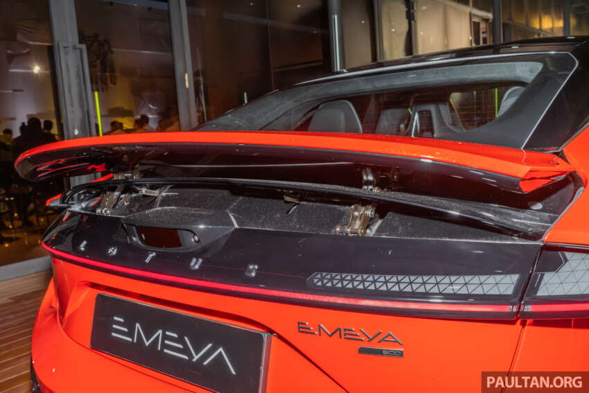 Lotus Cars raikan 30-tahun berada di Malaysia, pamer model bersejarah dan umum rancangan masa depan 2068857