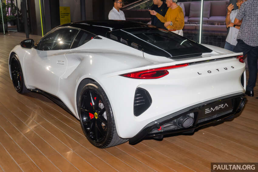 Lotus Cars raikan 30-tahun berada di Malaysia, pamer model bersejarah dan umum rancangan masa depan 2068758