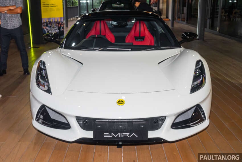 Lotus Cars raikan 30-tahun berada di Malaysia, pamer model bersejarah dan umum rancangan masa depan 2068760
