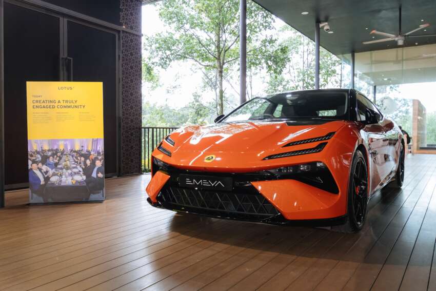 Lotus Cars raikan 30-tahun berada di Malaysia, pamer model bersejarah dan umum rancangan masa depan 2068635