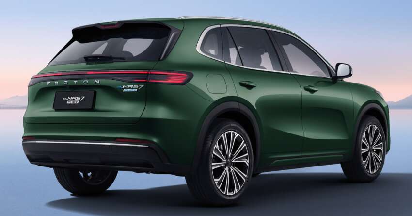 Proton eMas 7 PHEV kini ada warna <em>Emerald Green</em> 2059996