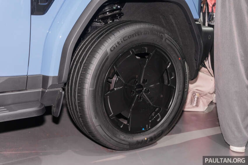 iCaur V27 shown in RHD – boxy REEV SUV with up to 455 PS, 210 km CLTC EV range coming to Malaysia 2072229