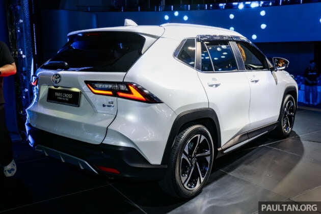 Toyota Yaris Cross launched in Malaysia – 1.5L NA and Hybrid, higher spec than Perodua Traz, from RM100k