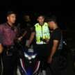 Polis Selangor keluarkan 200 saman trafik dalam Op Bersepadu Samseng Jalanan di Plaza Tol Bukit Raja