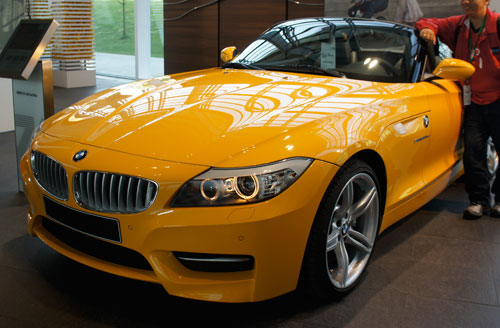 BMW Z4 sDrive28i now powered by N20 4-cylinder turbo