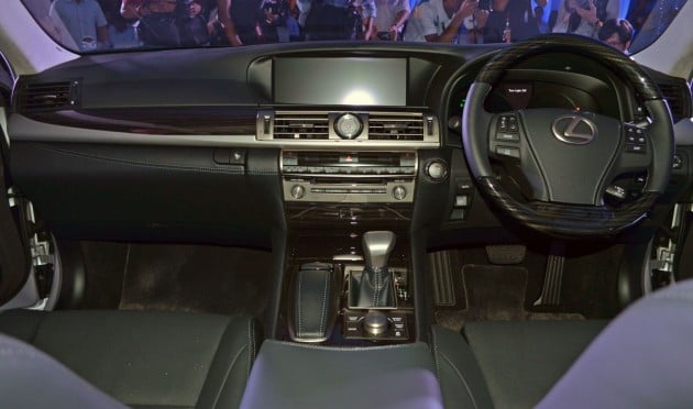 DSC_0157b New Lexus LS launched – four variants, from RM788k