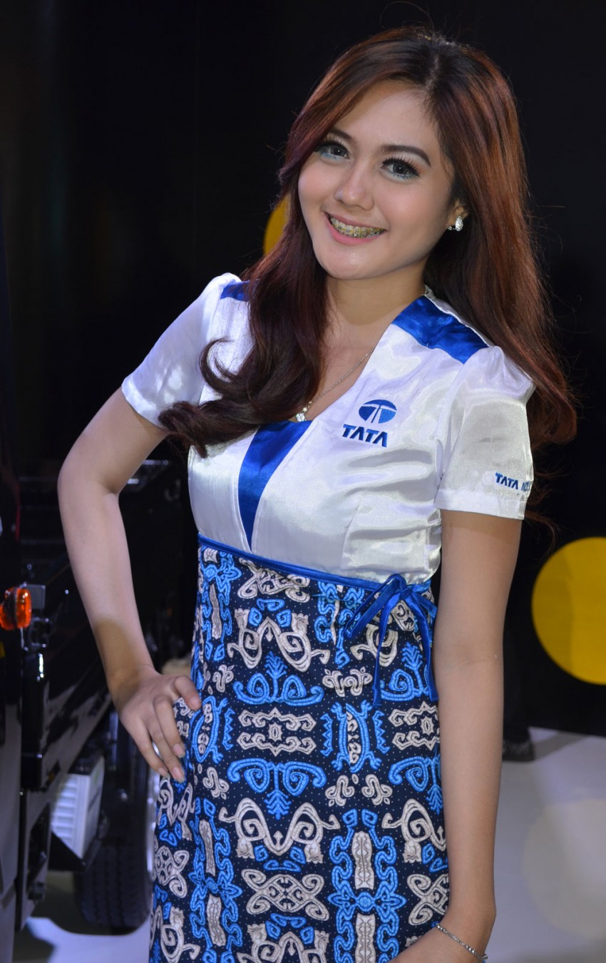 Foto cewek cantik dari IIMS 2012 – Part Two 133140