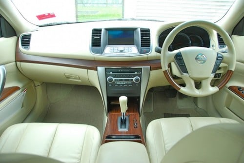 The Japanese D-segment trinity shootout: Honda Accord vs Nissan Teana vs Toyota Camry