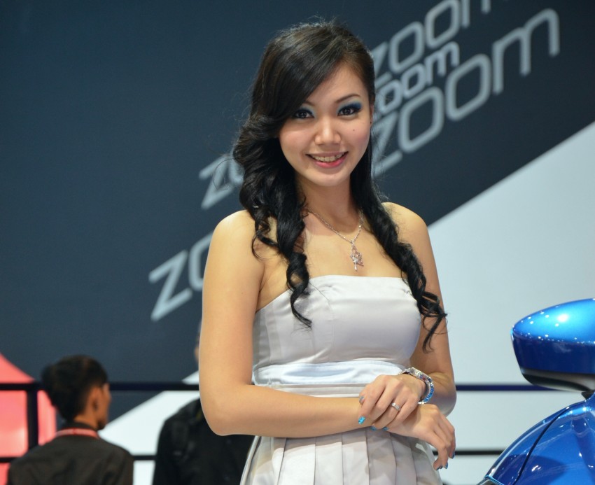 IIMS 2012 – the ladies from Jakarta, Part One 132838