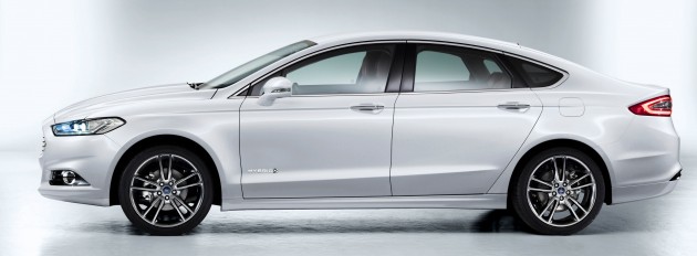 Ford-Mondeo-4-Door-Hybrid-02 Ford Mondeo – 5th-gen debuts at ‘Go Further’ event