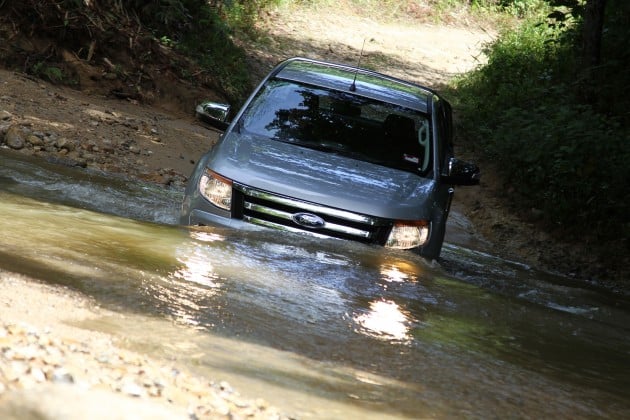 TESTED: Ford Ranger XLT 2.2 Manual driven in all jungles – the concrete one and the green-muddy one