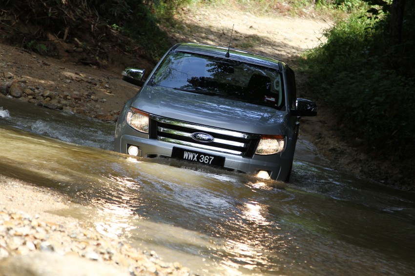 TESTED: Ford Ranger XLT 2.2 Manual driven in all jungles – the concrete one and the green-muddy one 116834