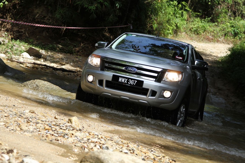 TESTED: Ford Ranger XLT 2.2 Manual driven in all jungles – the concrete one and the green-muddy one 116838