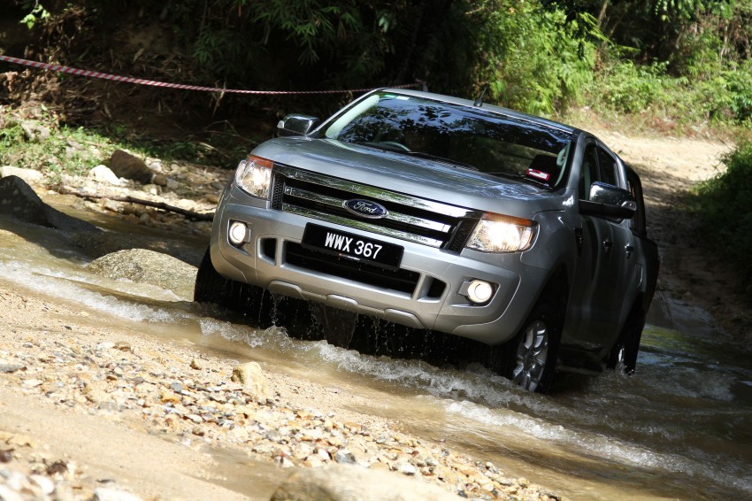 TESTED: Ford Ranger XLT 2.2 Manual driven in all jungles – the concrete one and the green-muddy one 116839