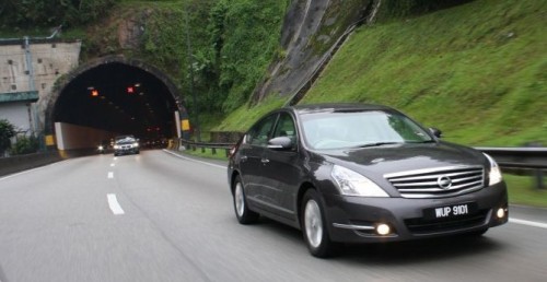 The Japanese D-segment trinity shootout: Honda Accord vs Nissan Teana vs Toyota Camry
